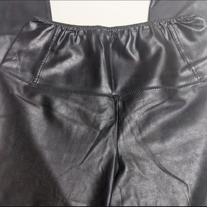Wilfred Daria faux leather on trend tights leggings large